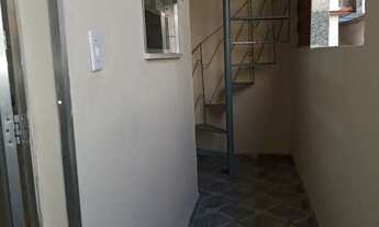 Imagem: Alugo um sobrado em Rocha Miranda