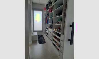 Imagem 4: Belíssima casa térrea com piscina e planejados no Residencial Ibi Aram 2