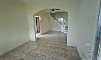 Imagem 2: RESENDE - Casa Padrão - Centro