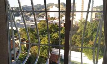 Imagem 1: Apartamento de 2 quartos no Fonseca indevassável sol manhã