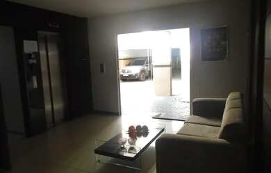 Imagem 2: Fátima Apto 98m², 3 quartos (sendo 2 suítes), armários, WC social, 2 Vagas de Garagem