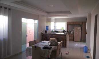 Imagem: Cód. 3781 - Excelente imóvel no bairro