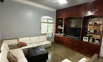 Imagem 4: Casa com 5 dormitórios para alugar, 579 m² por R$ 6.419,77/mês - São Benedito - Uberaba/MG