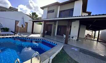 Imagem: Casa com piscina em condomínio fechado