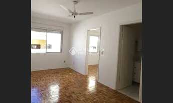Imagem 2: PORTO ALEGRE - Apartamento Padrão - Camaquã