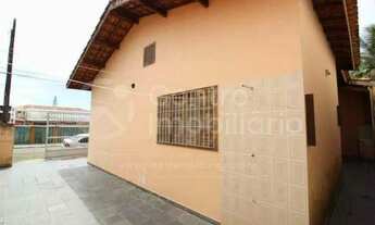 Imagem 2: CASA à venda com 2 quartos em Peruíbe, no bairro Nova Peruíbe
