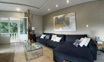 Imagem 2: Casa de 2 andares com área social e piscina na melhor localização do Condomínio Canto das