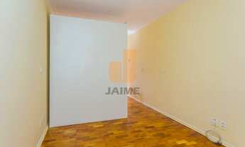 Imagem 2: Apartamento com 36 m2, dois ambientes, sala e quarto integrados,cozinha, banheiros e área