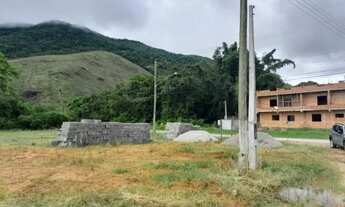 Imagem 2: Excelente terreno na Maranduba à 50mts da pista