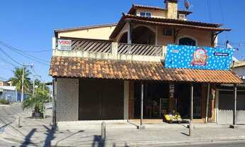 Imagem 2: CASA E 3 LOJAS Casa com 2 dormitórios