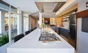 Imagem 2: Oportunidade imperdível! Linda casa com 3 quartos, sendo 1 suíte e 4 vagas de garagem à ve