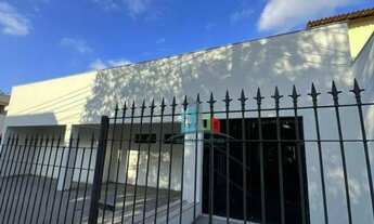 Imagem: Casa com 9 dormitórios à venda, 202 m²