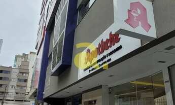 Imagem 2: EXCELENTE LOCALIZAÇÃO SALA COMERCIAL QUADRA MAR EM ITAPEMA - MEIA PRAIA