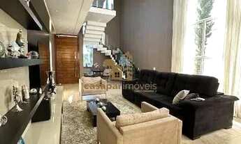 Imagem: Sobrado à Venda em Condomínio Fechado