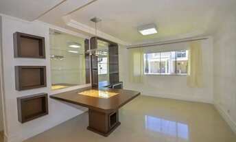 Imagem 4: Sobrado em condomínio fechado à Venda no Capão Raso por R$ 900.000,00