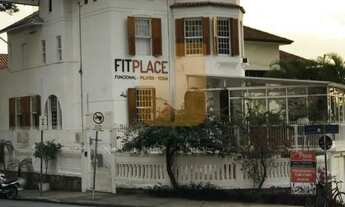 Imagem: Linda Casa comercial com 6 vagas, em área