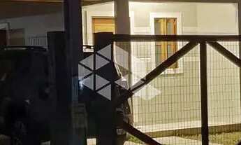 Imagem 2: EXELENTE CASA EM PASSO DE TORRES COM DOIS DORMITÓRIOS MAIS SUITE