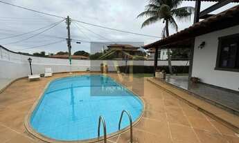 Imagem 4: Casa para Venda em Araruama, Praia do Gavião, 6 dormitórios, 4 suítes, 3 banheiros, 2 vaga