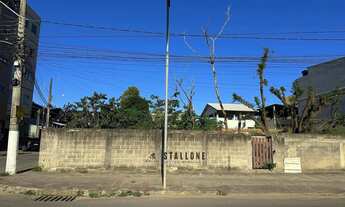 Imagem: Lote medindo 240m², escriturado, localizado