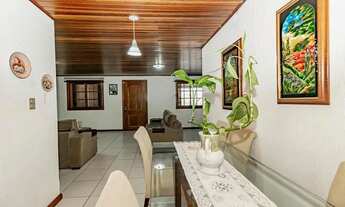 Imagem 7: Sobrado para venda tem 287 metros quadrados com 4 quartos em Jardim Sabará - Porto Alegre