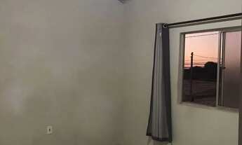 Imagem 5: Sobrado (parte superior) com 1 quarto, sala, banheiro, cozinha e área no bairro Dom Almir