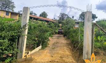 Imagem 4: 86E- LOTEAMENTO EM IGARATÁ COM DIVISA EM JACAREI!