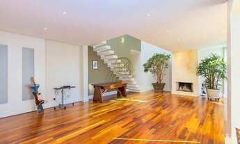 Imagem 3: Casa à venda no Batel 400m², 7 dormitórios, 6 suítes e 3 vagas