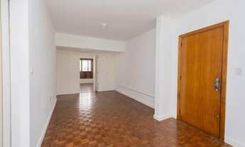 Imagem 3: Apartamento de 2 dormitórios com 1 vaga disponível para aluguel no Centro de Pelotas RS, e