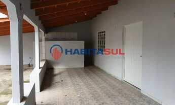 Imagem 7: Bem localizado na região, próximo a supermercado e ponto de ônibus