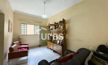 Imagem 4: VENDO SOBRADO 05 QUARTOS SENDO 03 SUÍTES 440 MT SETOR OESTE