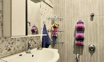 Imagem 11: Ref.: 2035 - Apartamento todo reformado com ótimo acabamento, arejado e ventilado, próximo