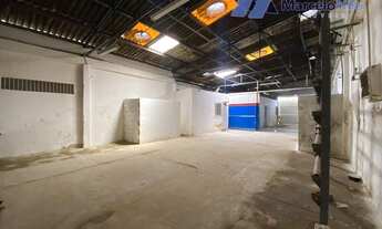 Imagem 3: Imóvel Comercial Com 10 Salas e Galpão, 800m2 de Terreno