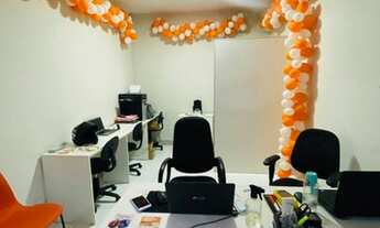 Imagem 2: Centro comercial para venda tem 13 metros quadrados em São Marcos - Salvador - BA