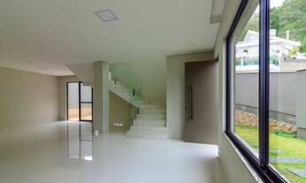 Imagem 3: Linda Casa para venda com 3 dormitórios no Itacorubi - Florianópolis - SC