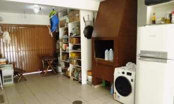 Imagem 4: Casa com 4 dormitórios, suíte, construção impecável, vagas para 6 carros