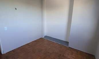 Imagem 7: Aluga-se excelente apartamento com 110 m2 na avenida Luciano Carneiro com 1 vaga de garage