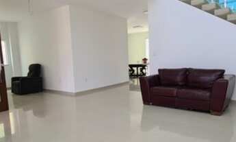 Imagem 2: Lindíssima Casa de condomínio ALTO PADRÃO- para venda tem 412 metros quadrados com 5 SUITE