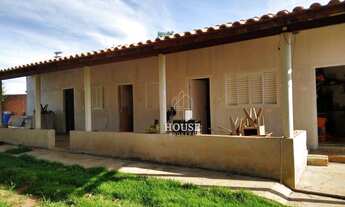 Imagem: Chácara com 3 dormitórios sendo 01 suíte