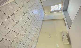 Imagem 5: Vendo bem localizado Perto de tudo Agende já sua visita!!