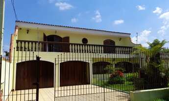 Imagem: Excelente Sobrado Seminário