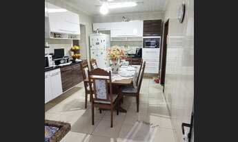 Imagem 4: Térrea para venda possui 220 metros quadrados com 3 quartos em Vila Margarida - São Paulo