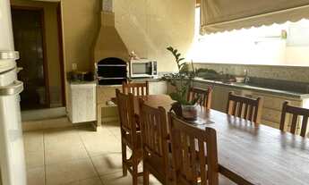 Imagem 2: Casa com 4 dormitórios à venda, 150 m² por R$ 680.000,00 - Palm Park - Estiva Gerbi/SP