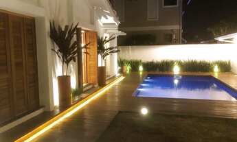 Imagem: Belíssima Casa a venda com 4 suítes em