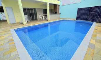 Imagem: Casa com Piscina no Laranjeiras, vendo à
