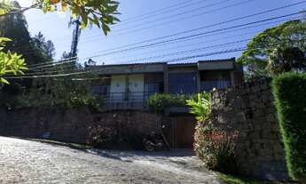 Imagem: Casa para venda com 436 m² com 5 quartos