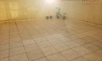 Imagem 2: Fica perto de supermercados, farmácias, escolas e boa linha de transporte coletivo