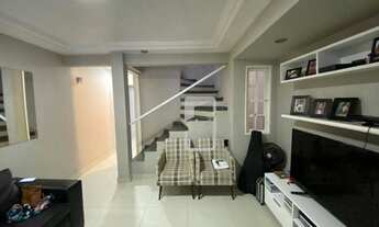 Imagem 4: Sobrado próximo à Chucri Zaidan em rua de zoneamento misto