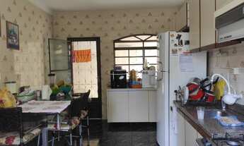 Imagem 4: Sobrado para venda tem 117 metros quadrados com 3 quartos