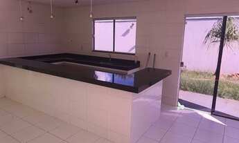 Imagem 5: Ótima casa, 3 quartos, esquina, grande quintal!