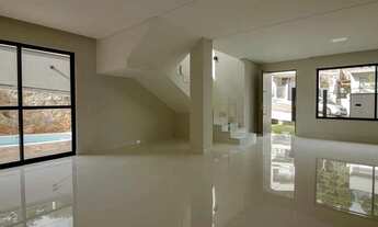 Imagem: Linda Casa para venda com 3 dormitórios